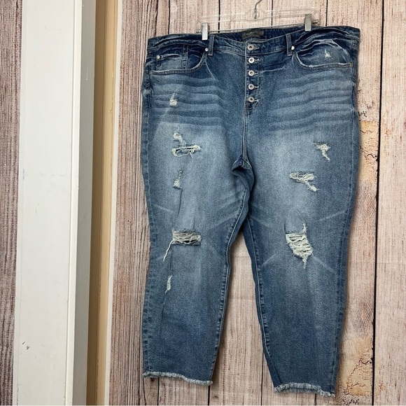 Torrid High rise feel the fit womens Plus jeans size 26R - Picture 2 of 10